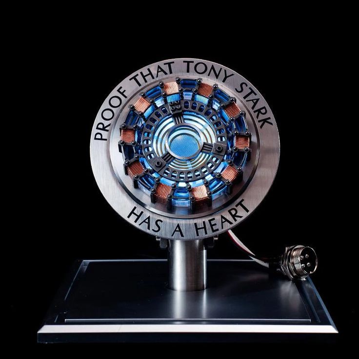 TONY STARK アークリアクター LED インテリア アイアンマン Amazon.co.jp: 新バージョン 1:1 アイアンマン アークリアクター MK1