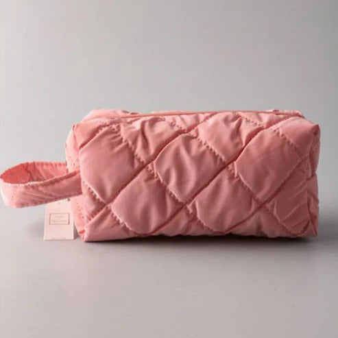 The Ultimate Everyday Pouch – For Beauty, Pens & Travel Bits