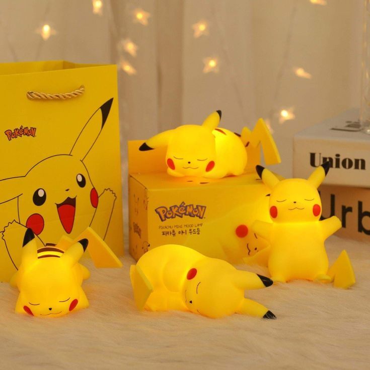 pikachu action figure night light lamp ( pack of 4 )